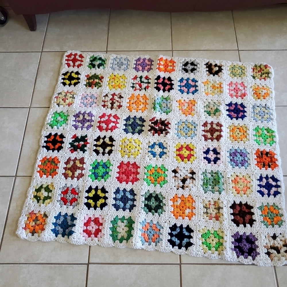 Granny Square Blanket Crochet white with multi color approx 42x37 inches